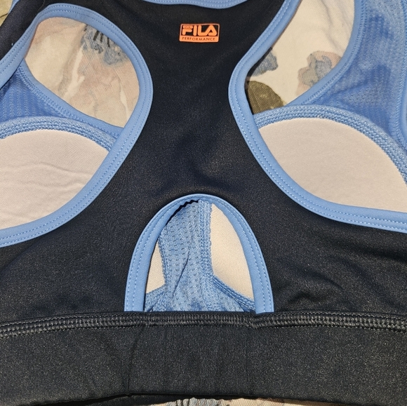 Fila Womans Sports Bra Size S - Picture 9 of 9